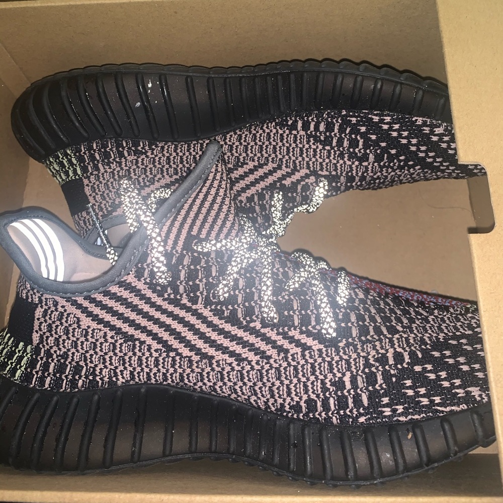 adidas Yeezy Boost 350 V2 Yecheil (Non-Reflective)